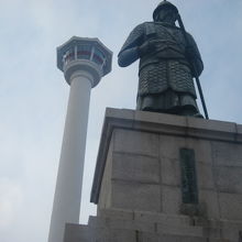 直下から、釜山タワーより高く見えるこのアングルが一押しです！