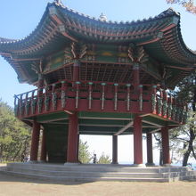 月の名所、海月亭の様子