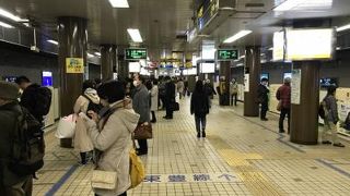 さっぽろ駅から中島公園駅まで移動。