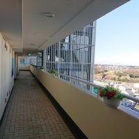 エレベーターまでは外通路