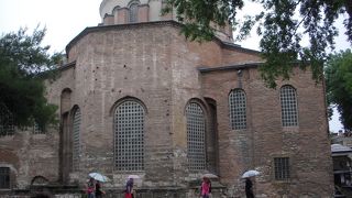 オスマン時代の至宝などが見られる博物館になっています。