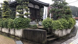 小さなお堂です