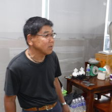 この方が、丁寧にご案内下さいました。