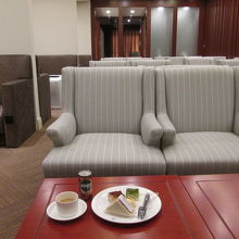 JALサクララウンジ (上海浦東国際空港)