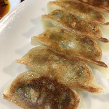 皮はパリッと…旨い