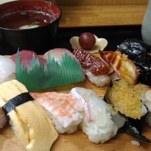 1.5人前握り1000円