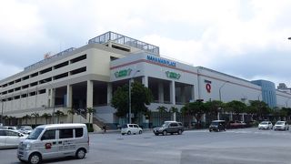 大型ショッピングセンター