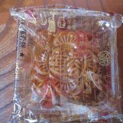 月餅にパイナップルケーキ