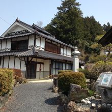 とても立派な建物でした。