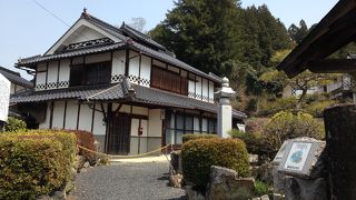焼失の後建て直されたものです