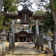 武蔵の生家の隣に有る神社です