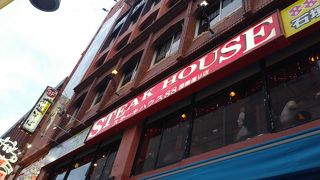 ステーキは美味しいです。