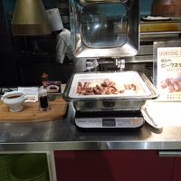 ステーキがあったり