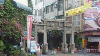 孔廟商圏の通り