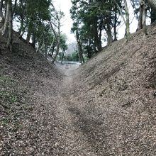 城山公園にある大堀切