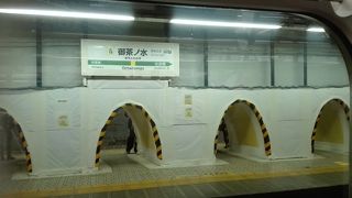 乗換えでよく使う駅です。