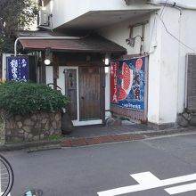 閉店ギリギリだったため、裏口から入れてもらいました。