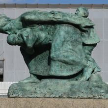 平和への祈りを感じる