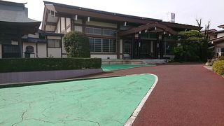 都会の小学校？