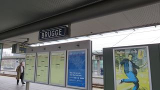 駅舎の外観は近代的・・・