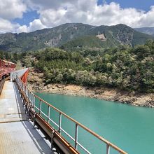「世界の車窓から」のような景色