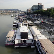 沢山の場所から遊覧船が出ています