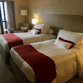 客室最高！　快適ベッドと広いバスタブでとっても良いホテルです。朝食には納豆あり！
