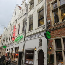 イロ サクレ地区