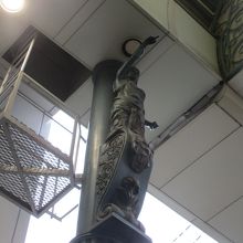 頑張って見つけましょう