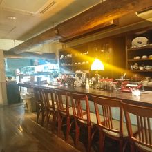 昭和へタイムスリップする店内