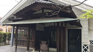 大森駅から歩いて行けます。