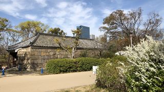 地味だけど歴史ある火薬庫