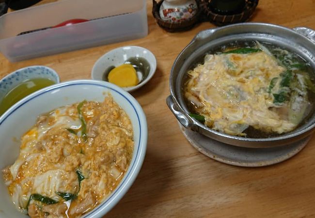 ここの親子丼はとてもおいしい！