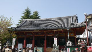 浅草寺のすぐ隣