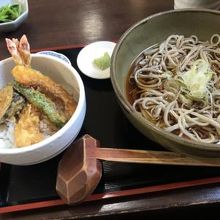 ミニ天丼と冷がけ