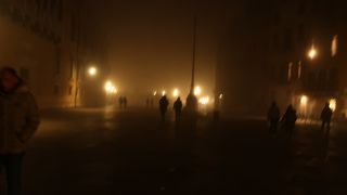 仮装用の屋台が沢山出ていました