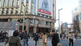 銀座のシンボル、待ち合わせスポットとしても