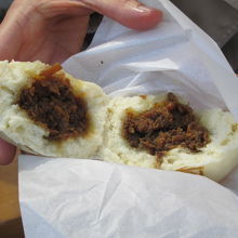 牛まんの餡の状態