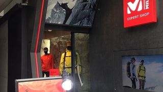 リュックやウェアなど一通り揃っていそうでした