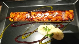 料理と音楽を楽しめる店