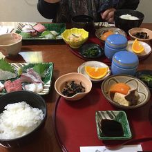 お刺身息がぷりぷり