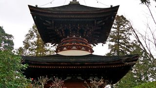 多宝塔が素晴らしい　本尊は薬師如来