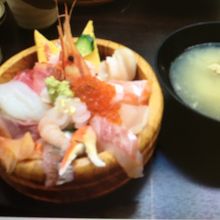 海鮮丼とあら汁