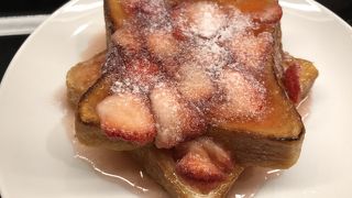 イチゴのフレンチトースト ♪