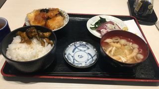 平目あんかけとかつお刺身定食！