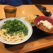 カレー朝食麺大盛