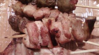 一番街に入ってすぐ左手です。