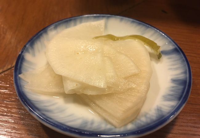 鹿児島ラーメンについてくる大根の漬物を出し始めたお店。