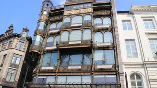 アールヌーヴォーの素敵な建物に