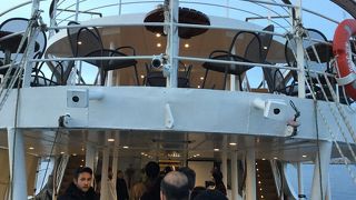 エーゲ海の景観と民俗舞踊を満喫